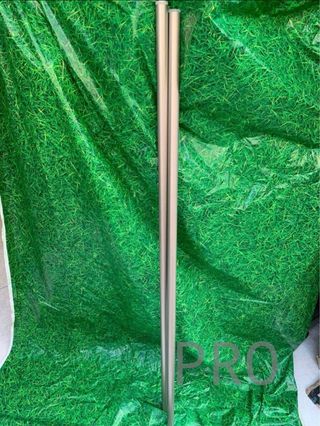 Barrette per tende Amazon Basics con terminali coperti, 183-365,8 cm, nichel