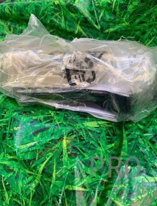 Barrette per tende Amazon Basics con terminali coperti, 183-365,8 cm, nichel