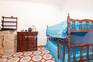 Piso en venta en Lucena