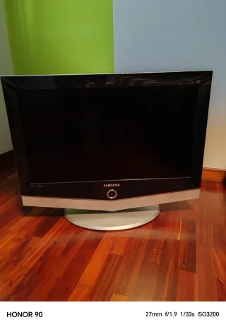 Televisor Samsung de 26``