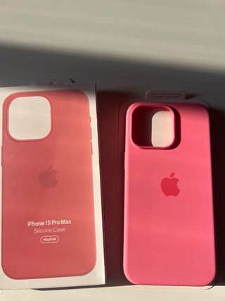 Cover iPhone 15 Pro Max Pink Silicone MagSafe