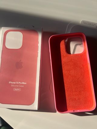 Cover iPhone 15 Pro Max Pink Silicone MagSafe