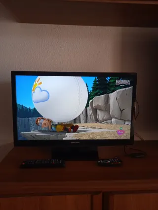 Samsung Smart TV 24
