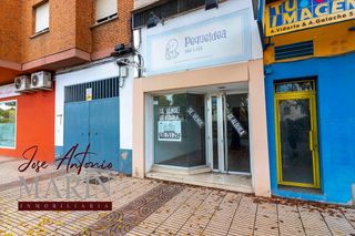 Local comercial en venta en Maria Auxiliadora - Barriada LLera en Badajoz