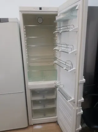 Nevera Liebherr con garantía y transporte