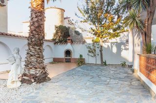 Piso en venta en Empuriabrava en Castelló d´Empúries