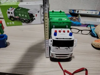 Camioncino giocattolo per bambini