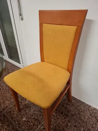 Mesa Comedor Cristal y 6 Sillas Madera