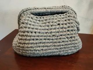 Borsa a mano uncinetto chiusura 20 cm