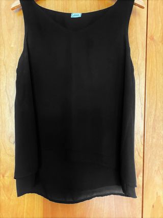 Blusa Pimkie sin mangas negra Talla L