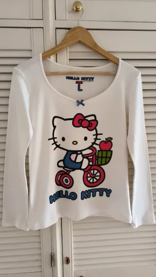 Camiseta Hello Kitty Oysho Talla L