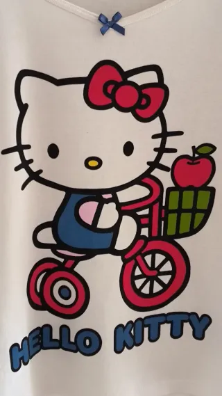 Camiseta Hello Kitty Oysho Talla L