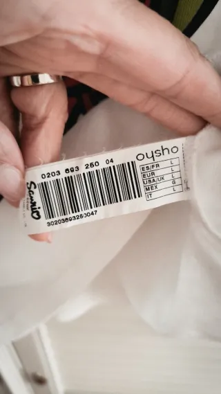 Camiseta Hello Kitty Oysho Talla L