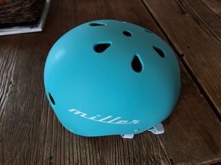 Casco skate Miller Talla S Turquesa