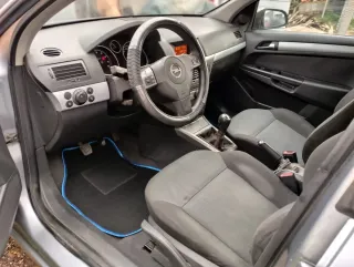 Opel Astra 2005