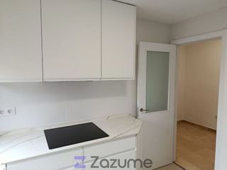 Piso en alquiler en Palacio de Congresos - Urbadiez - Entrepuentes en Sevilla