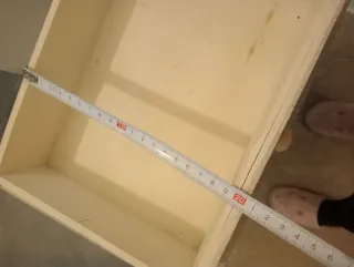 Cómoda pintada a mano con frutas