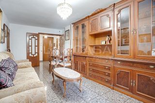 Piso en venta en Bellvitge en Hospitalet de Llobregat, L´