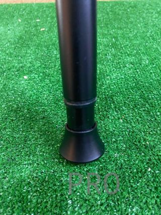 Barra per tende Amazon Basics con tensione regolabile