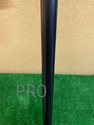 Barra per tende Amazon Basics con tensione regolabile