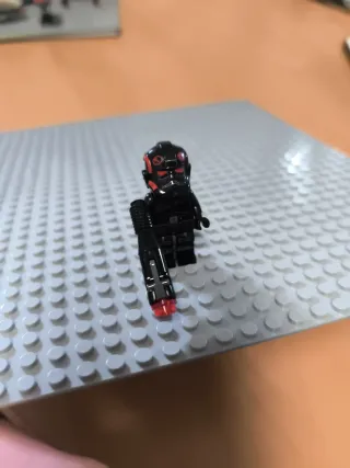 Minifigura Lego Inferno Squad Agent