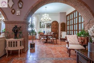 Chalet en venta en Ogíjares