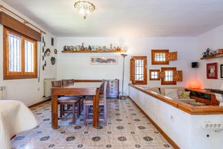 Chalet en venta en Ogíjares