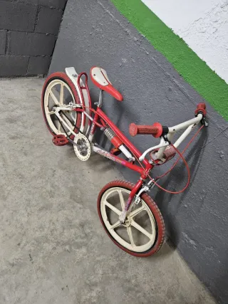 Bicicleta BH California Roja