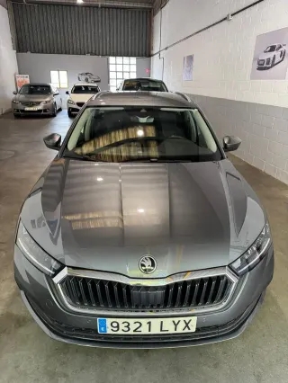 SKDA OCTAVIA 2.0 TDI*1 PROPIETARIO*HISTORIAL COM*