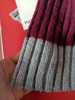 Bufanda Pull & Bear rayas gris y burdeos