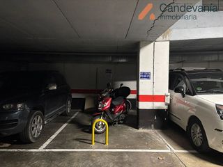 Garaje en venta en Zuera