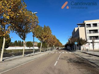 Garaje en venta en Zuera