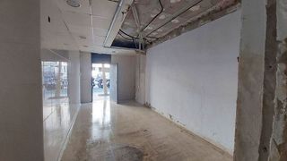 Local comercial en venta en La Paz - Segunda Aguada - Loreto en Cádiz