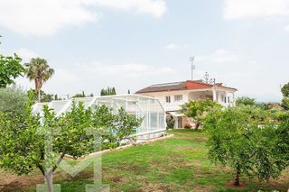 Chalet en venta en Centro en Bétera