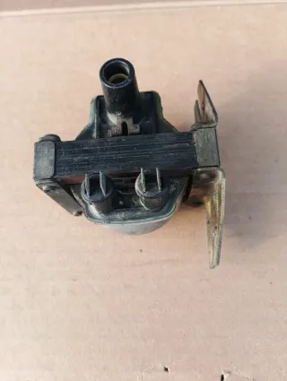 Bobina Encendido Magneti Marelli, usada.