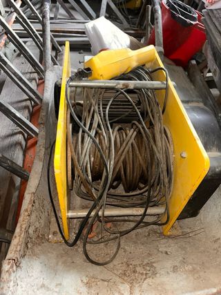 Cabestrante con arrastre de 1000kg