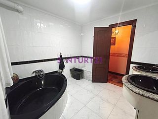 Piso en venta en Santurtzi