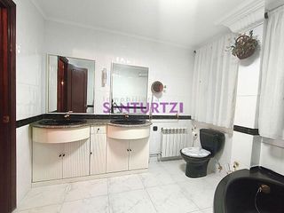 Piso en venta en Santurtzi