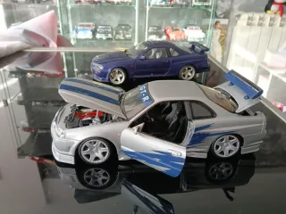 Nissan Skyline GTR 1/18