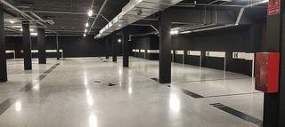 Garaje en venta en La Calzada en Sevilla