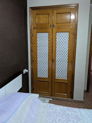 Piso en alquiler en Hospital - Parque sur en Albacete