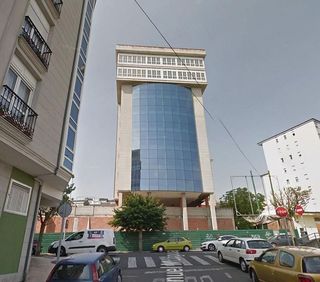 Garaje en venta en Paradai en Lugo