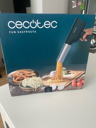 Máquina Pasta Cecotec 40W sin abrir en su caja