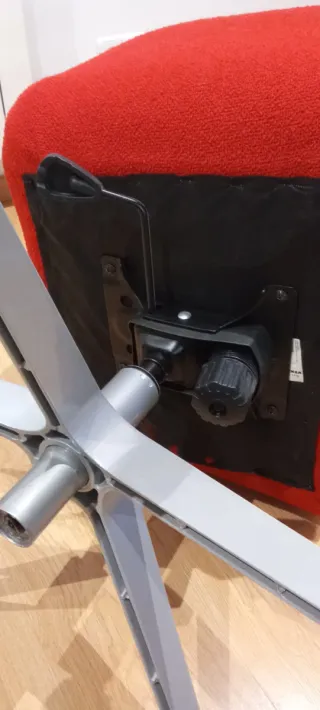 Silla Patrik Ikea Roja