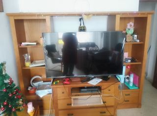 Mueble de comedor de madera