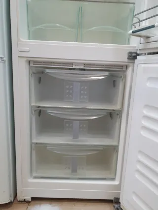 Nevera Liebherr con garantía y transporte