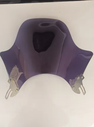 Cúpula/pantalla moto naked oscura