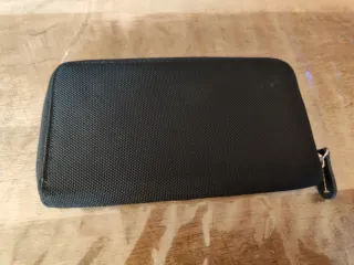 Cartera Tommy Hilfiger Negra