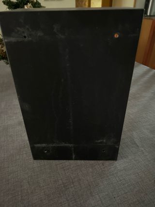 Cenicero de pared negro con llave