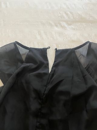 Vestido corto negro y dorado lentejuelas